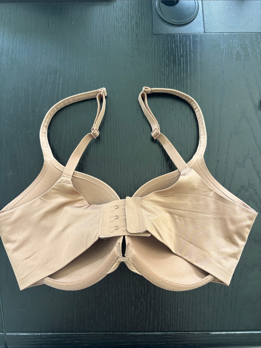 SKIMS Ultimate Push Up Plunge Bra - Picture 4 of 6